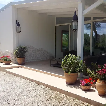 Villa La Dimora Dei Gelsi *